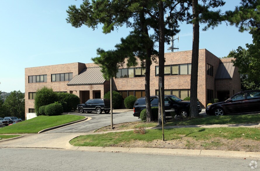 8 Shackleford Plz, Little Rock, AR à louer - Photo principale – Image 1 sur 12