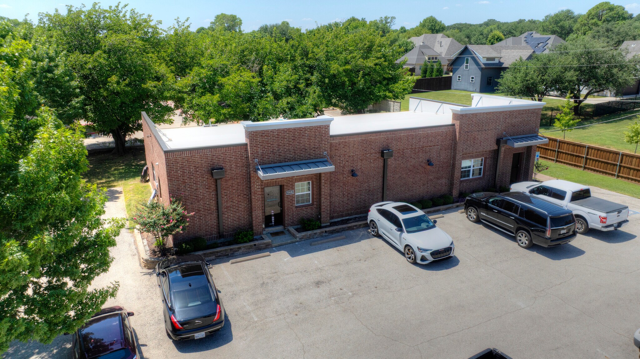 5318 Bransford Rd, Colleyville, TX à vendre Photo de l’immeuble– Image 1 sur 33