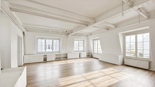 Plus de détails pour Bureau à louer