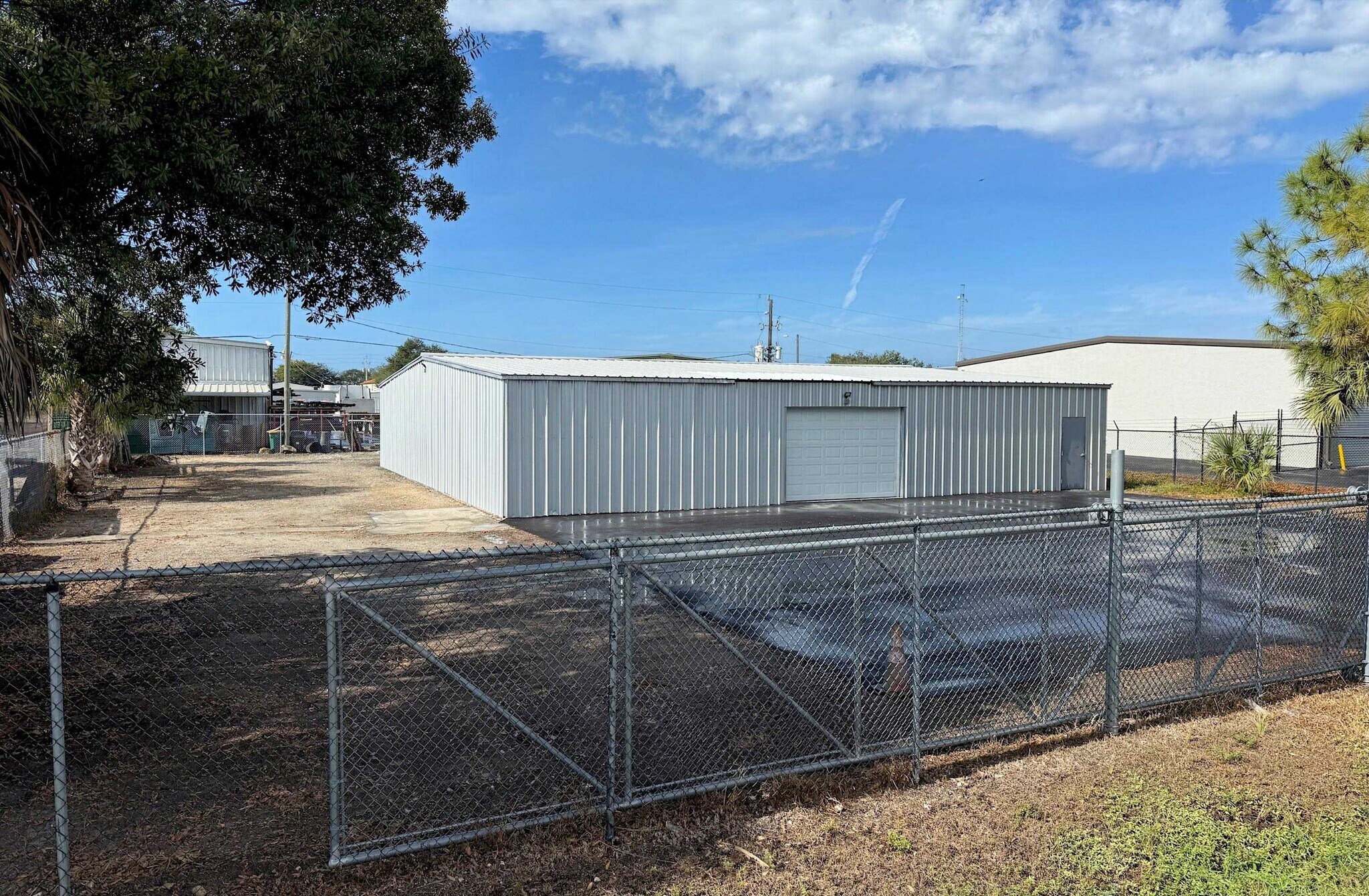 5733 Houchin St, Naples, FL à louer Photo de l’immeuble– Image 1 sur 9