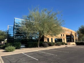 8388 E Hartford Dr, Scottsdale, AZ à louer Photo intérieure– Image 1 sur 8