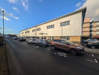 Plus de détails pour Segensworth Rd, Fareham - Bureau à louer