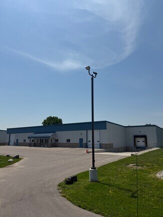 Plus de détails pour 130 Hallberg St, Delavan, WI - Industriel/Logistique à louer