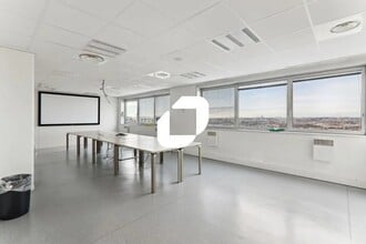 Bureau dans Noisy-le-Grand à louer Photo intérieure– Image 1 sur 4