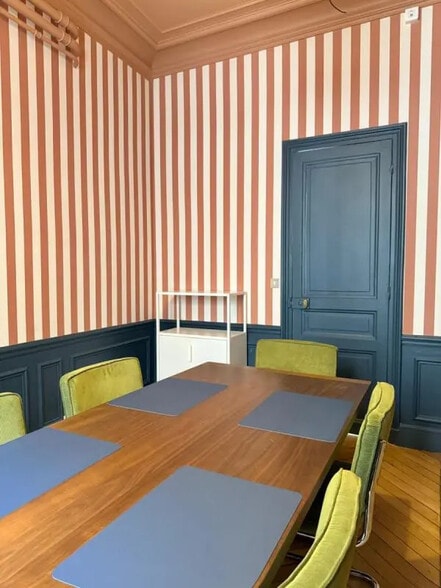 2 Rue De Châteaudun, Paris à louer - Photo intérieure – Image 3 sur 5