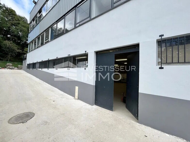 Industriel/Logistique dans Noisy-le-Grand à louer - Photo de l’immeuble – Image 1 sur 2