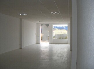 Plus de détails pour Local commercial à vendre