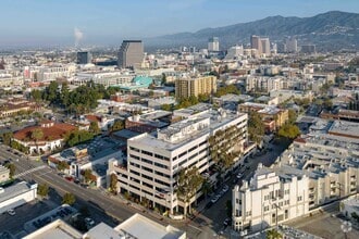 425 E Colorado St, Glendale, CA - VUE AÉRIENNE  vue de carte