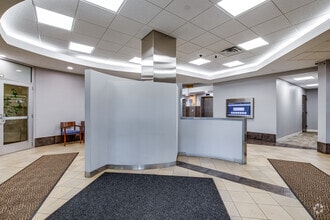 7300 147th St W, Apple Valley, MN à louer Hall d’entrée– Image 2 sur 3