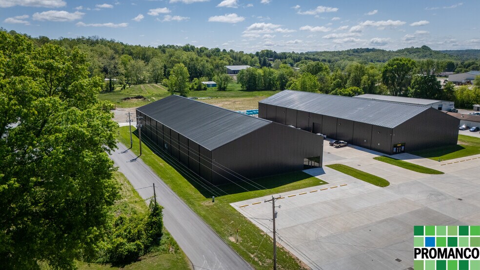 176 Mitchell's Ln, Marietta, OH à louer - Photo de l’immeuble – Image 1 sur 10
