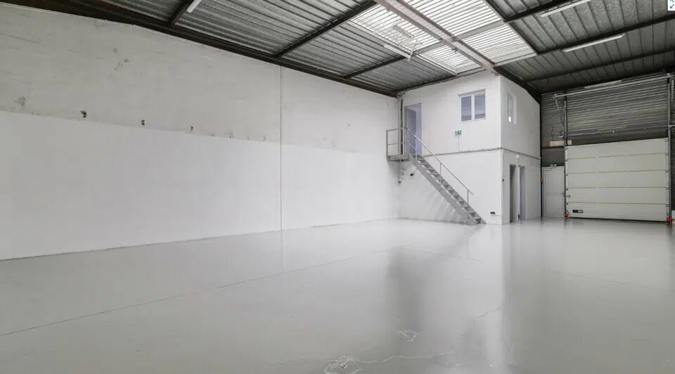 Local d’activités dans SAINT-OUEN-L'AUMONE à louer - Photo intérieure – Image 2 sur 6