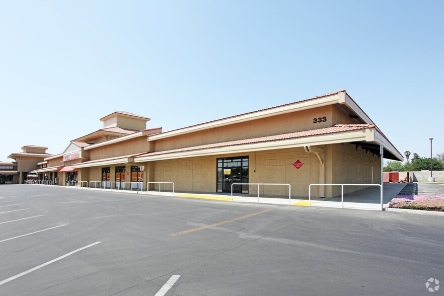 333 Union Ave, Bakersfield, CA à louer - Photo principale – Image 2 sur 5