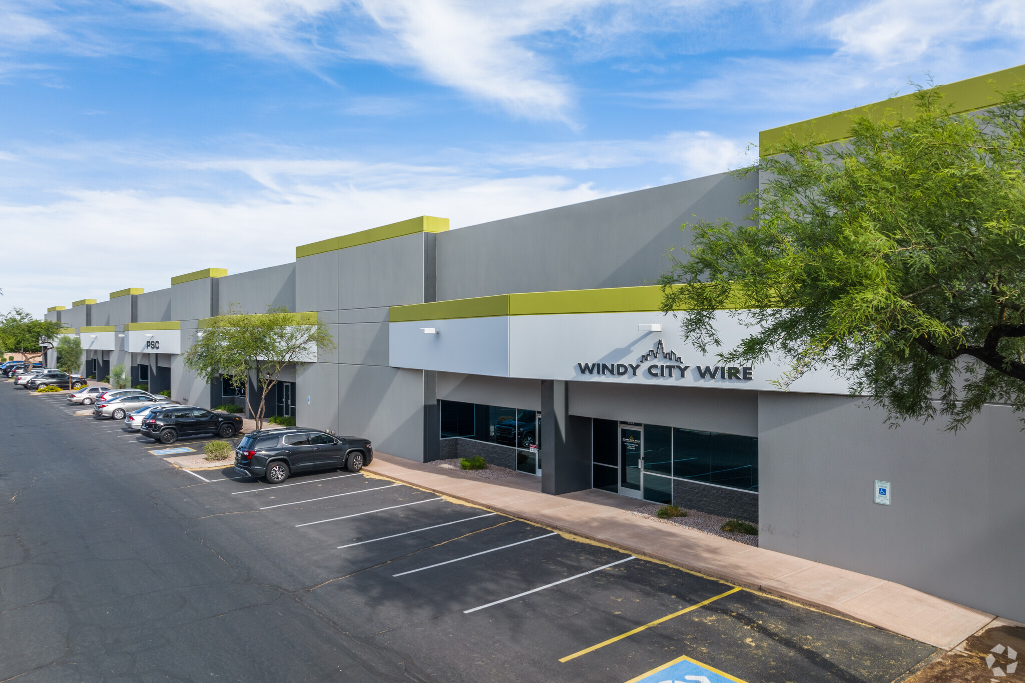 8270 S Kyrene Rd, Tempe, AZ à louer Photo principale– Image 1 sur 5