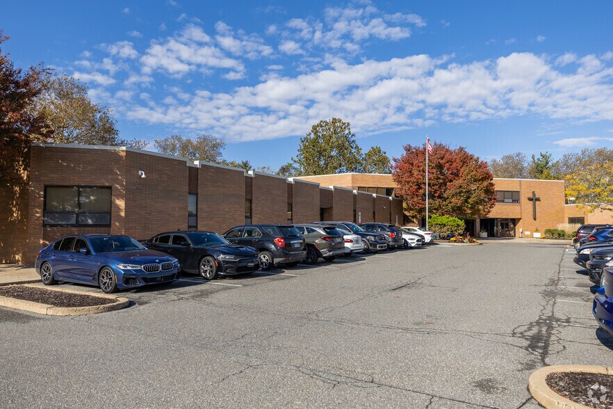 12265 Townsend Rd, Philadelphia, PA à vendre - Photo principale – Image 1 sur 5