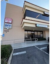 1450 W 6th St, Corona, CA à louer Photo intérieure– Image 2 sur 4