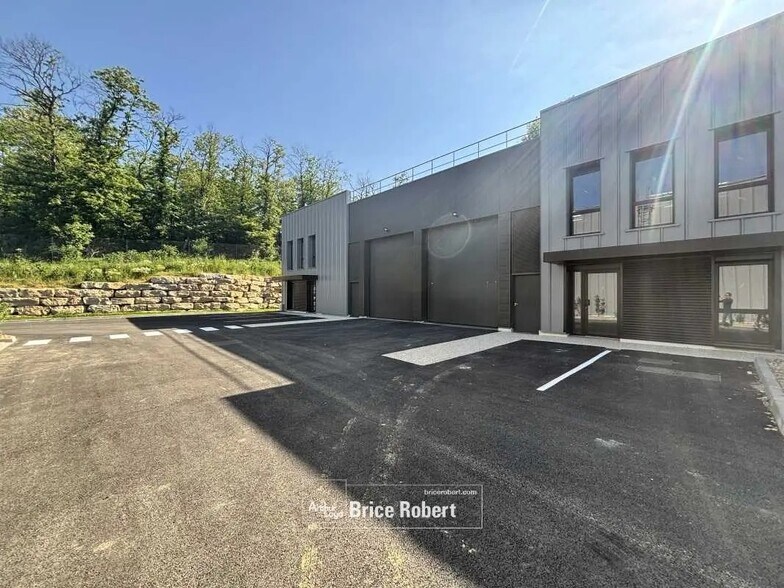 La Dombes, Mionnay à vendre - Photo de l’immeuble – Image 3 sur 3