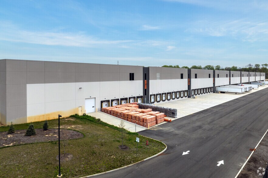 5206 US Highway 130, Mansfield, NJ à louer - Photo de l’immeuble – Image 3 sur 28