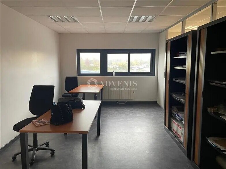 Local d’activités dans Blois à louer - Photo de l’immeuble – Image 1 sur 6