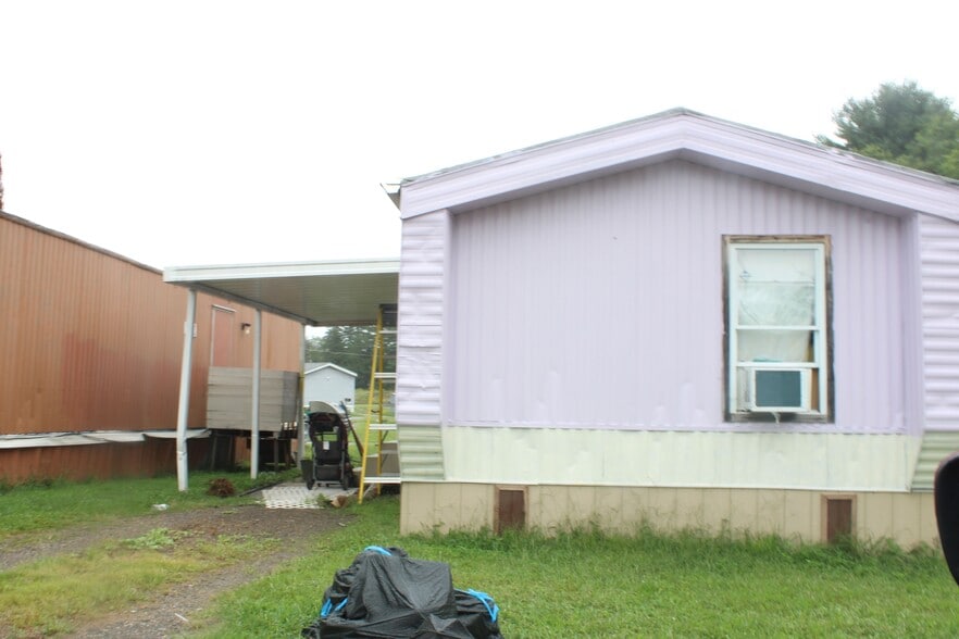 320 E 13th St, Berwick, PA à vendre - Photo de l’immeuble – Image 2 sur 26