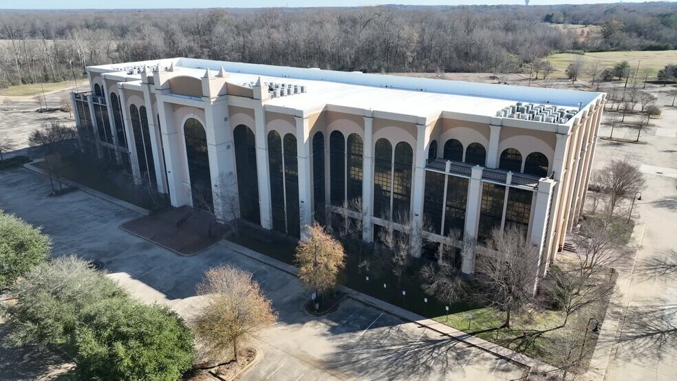 384 Galleria Pky, Madison, MS à vendre - Vidéo aérienne – Image 2 sur 9