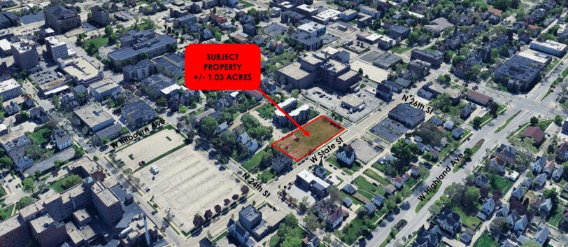2429 & 2441-24463 W State St portefeuille de 2 biens à vendre sur LoopNet.fr - Photo de l’immeuble – Image 1 sur 3