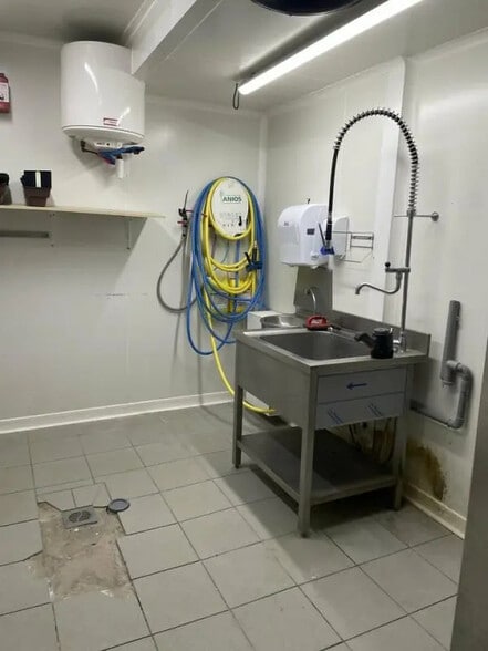 Local commercial dans Morlaix à vendre - Photo de l’immeuble – Image 3 sur 3