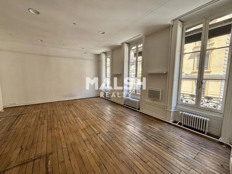 Bureau dans Lyon à louer - Photo de l’immeuble – Image 3 sur 6