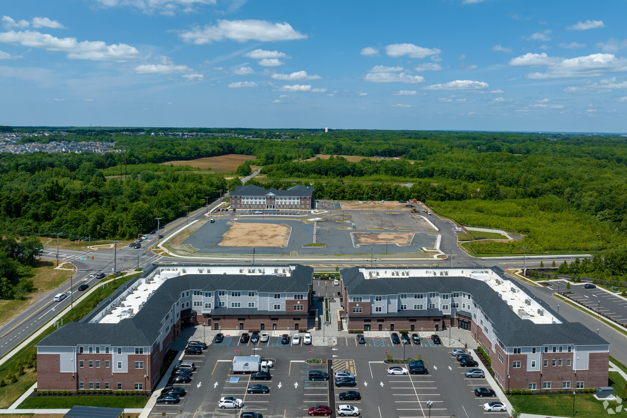 623 Spotswood-Englishtown Rd, Monroe Township, NJ à louer Photo principale– Image 1 sur 6