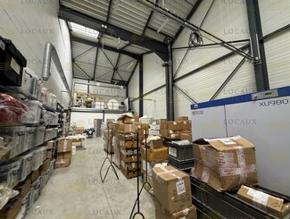 Plus de détails pour Local d’activités à vendre