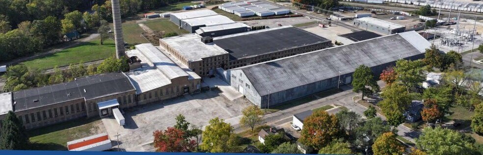 265 E Broadway St, Three Rivers, MI à louer - Photo principale – Image 1 sur 16