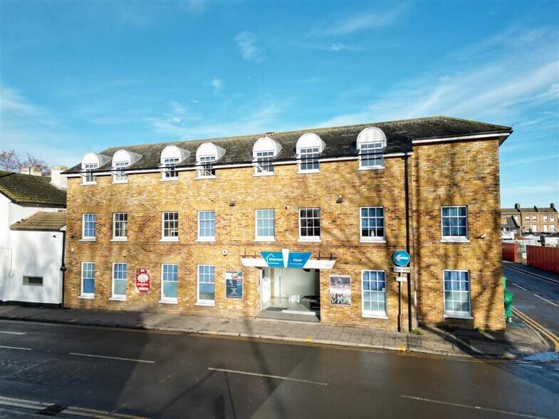 1 Lord St, Gravesend à louer - Photo de l’immeuble – Image 1 sur 2