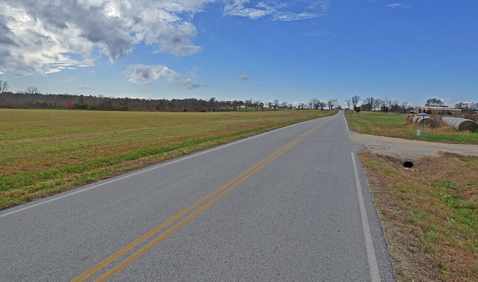 College Drive Dr, Ash Flat, AR à vendre - Photo principale – Image 1 sur 5
