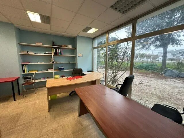 Local commercial dans Dijon à louer - Photo intérieure – Image 3 sur 7