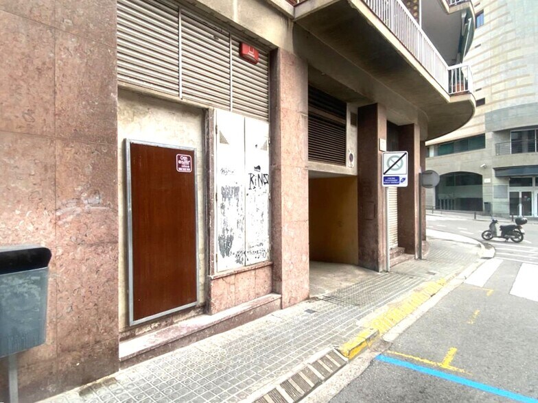 Immeuble residentiel dans Manresa, Barcelona à vendre - Photo de l’immeuble – Image 2 sur 2