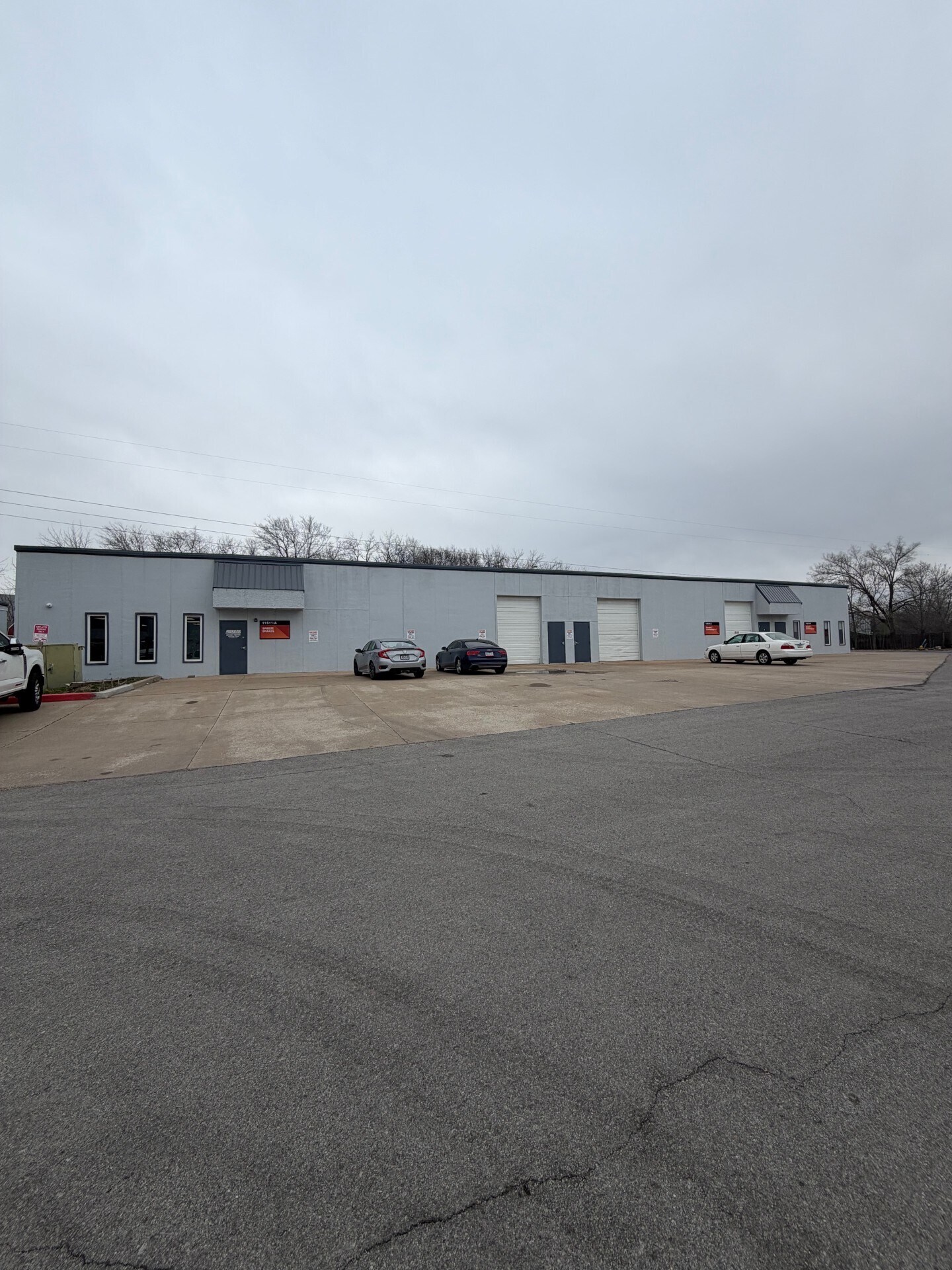 11513 Strang Line Rd, Olathe, KS à louer Photo de l’immeuble– Image 1 sur 3