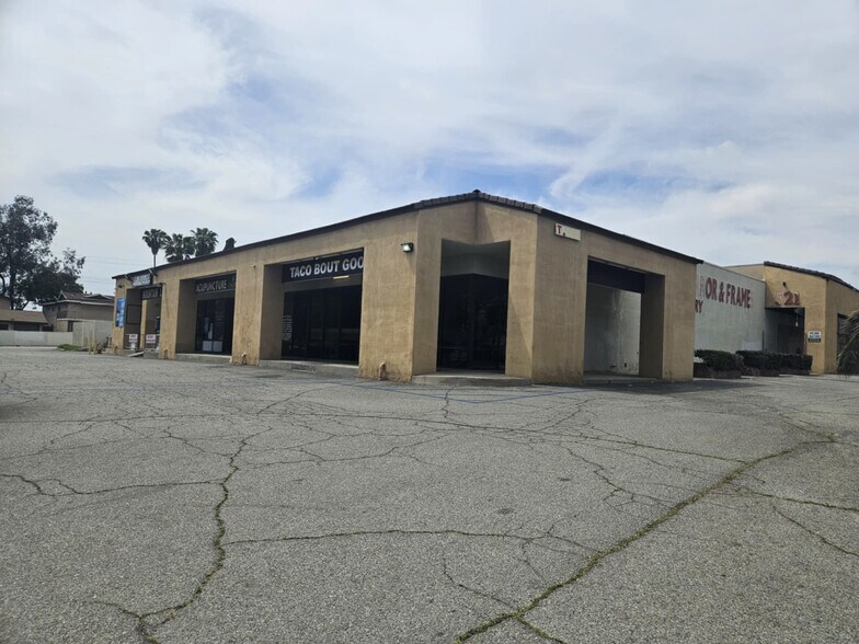 521 N Mountain Ave, Upland, CA à vendre - Photo de l’immeuble – Image 2 sur 4