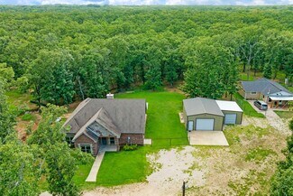 Plus de détails pour 821 County Road 43830, Paris, TX - Logement à vendre
