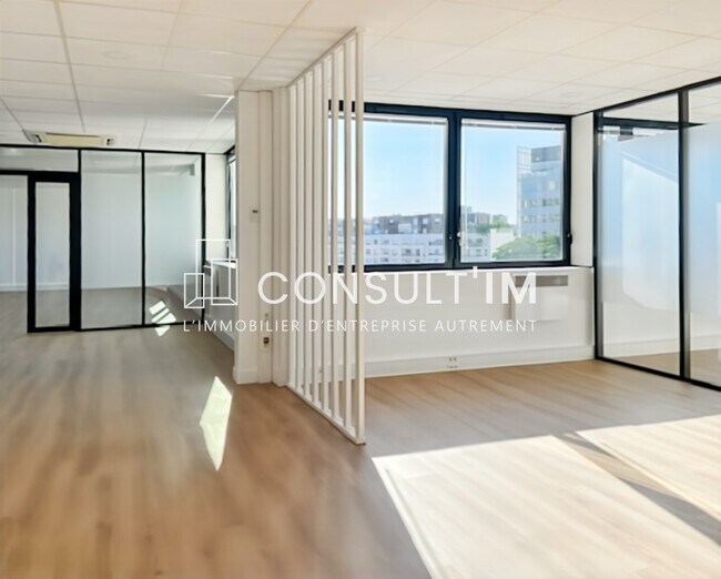Plus de détails pour Bureau à louer