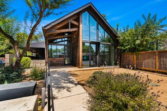 Plus de détails pour 2708 E Cesar Chavez St, Austin, TX - Local commercial à vendre