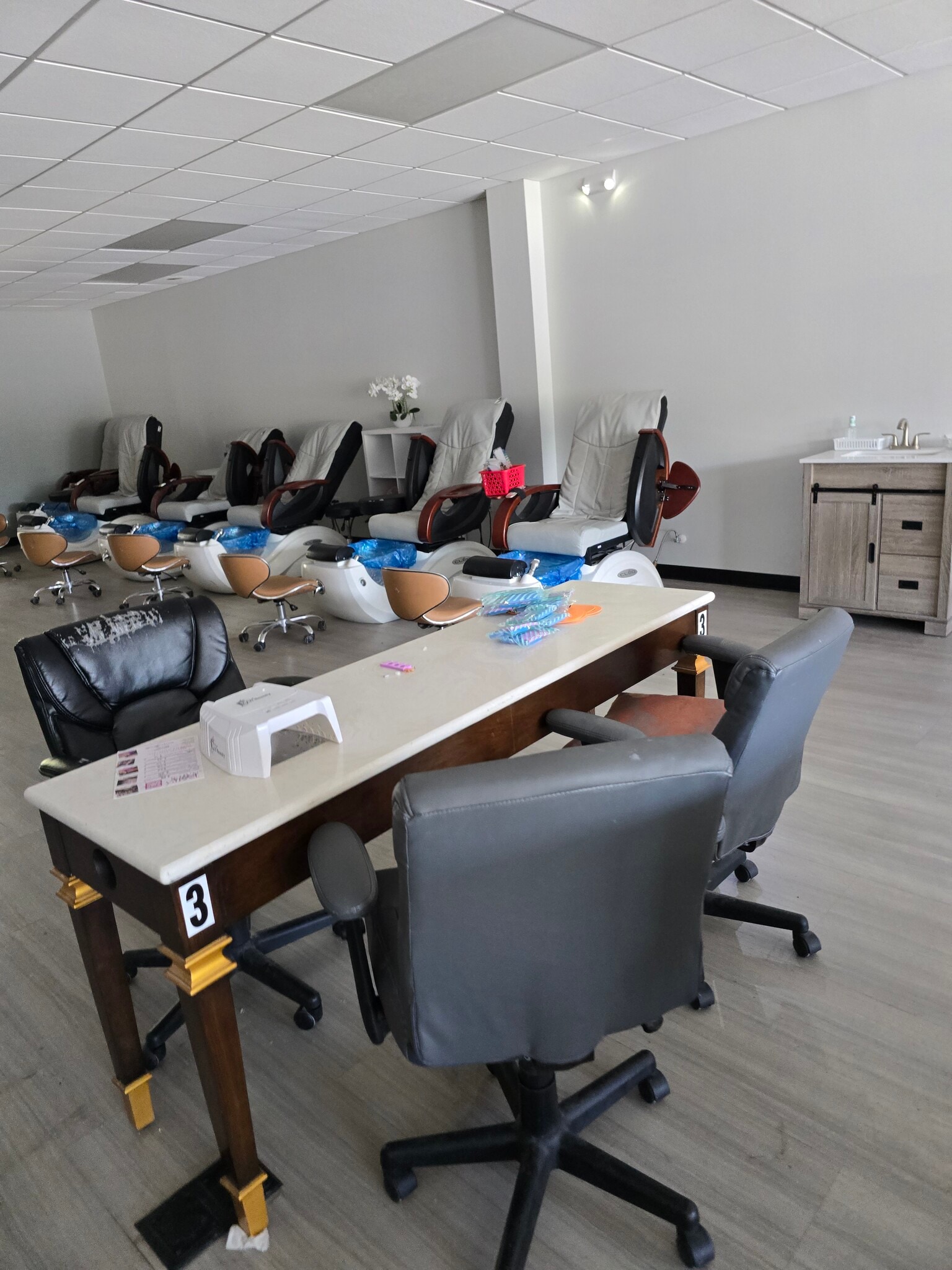 2513 W Hillsborough Ave, Tampa, FL à louer Photo intérieure– Image 1 sur 5
