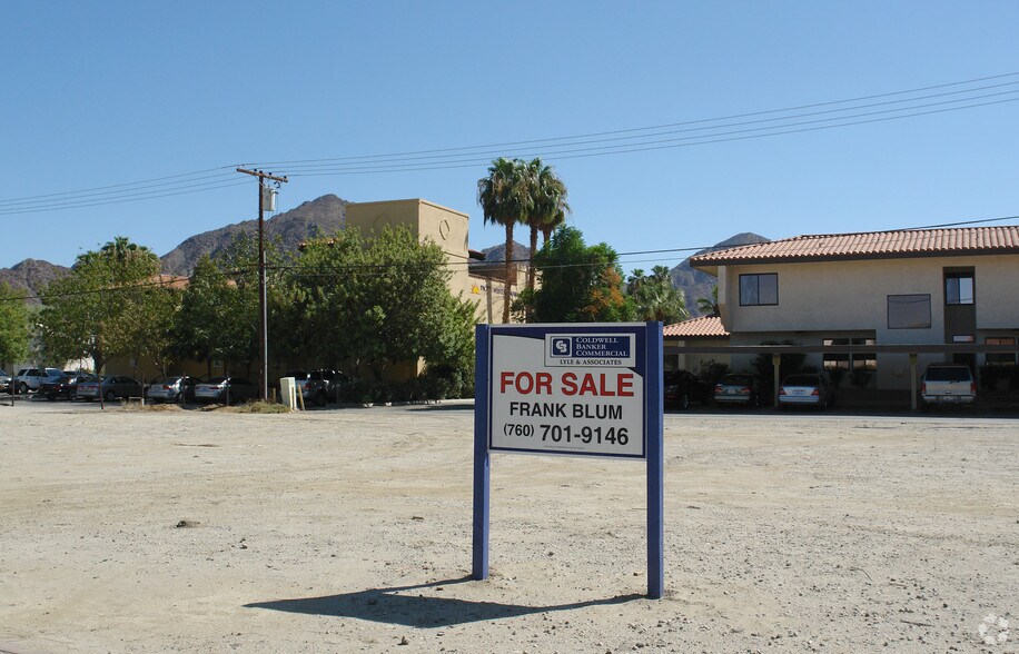 Avenida La Fonda @ Avenida Bermudas, La Quinta, CA à vendre - Photo de l’immeuble – Image 3 sur 4