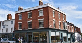 Plus de détails pour 60-62 High Street, Lymington - Local commercial à louer