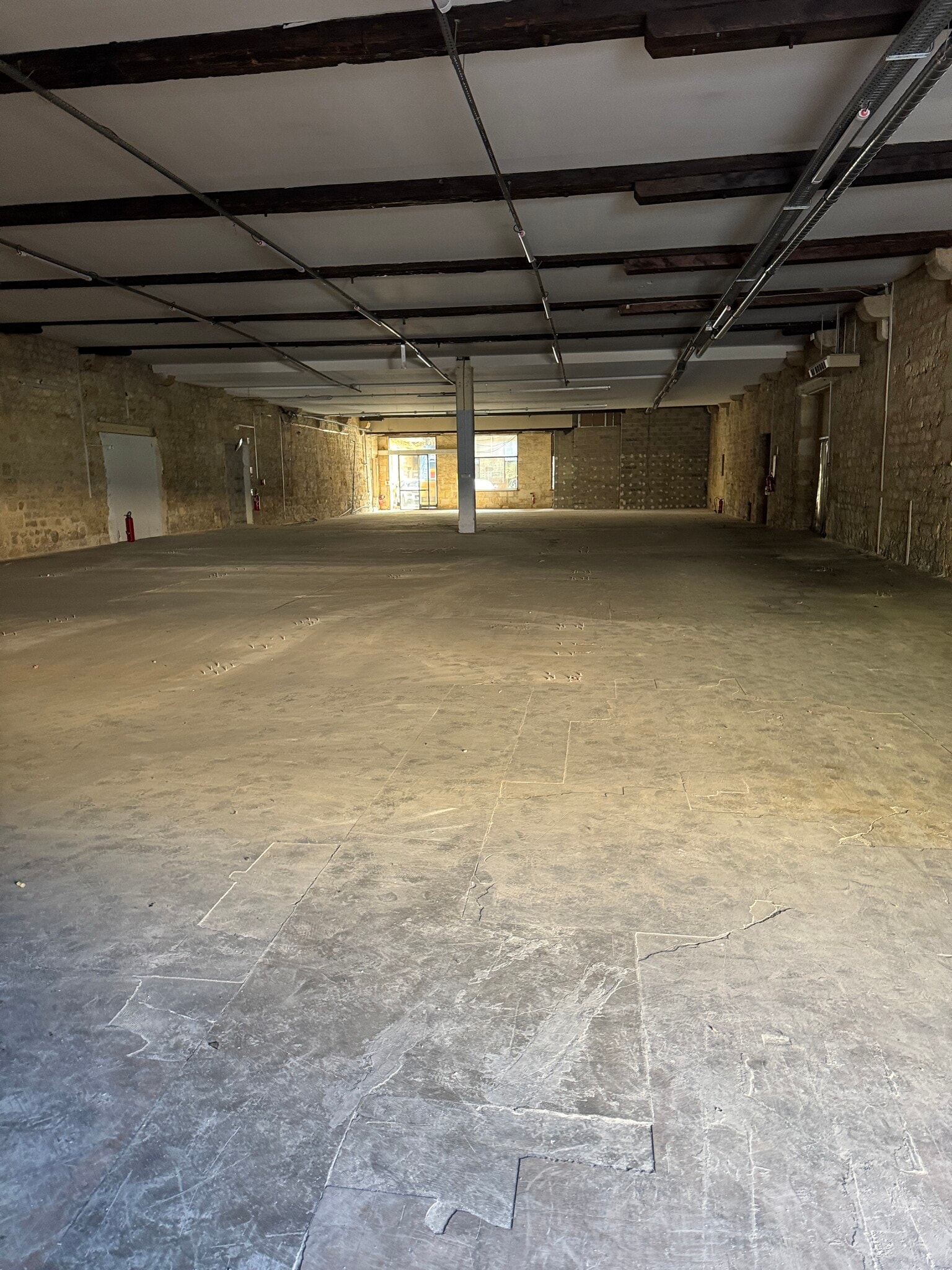 133 Cours Journu Auber, Bordeaux à louer Photo intérieure– Image 1 sur 5