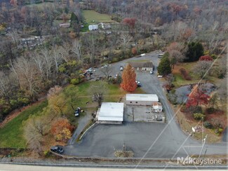 Plus de détails pour 4006-4010 Beaver rd, Sinking Spring, PA - Local commercial à vendre