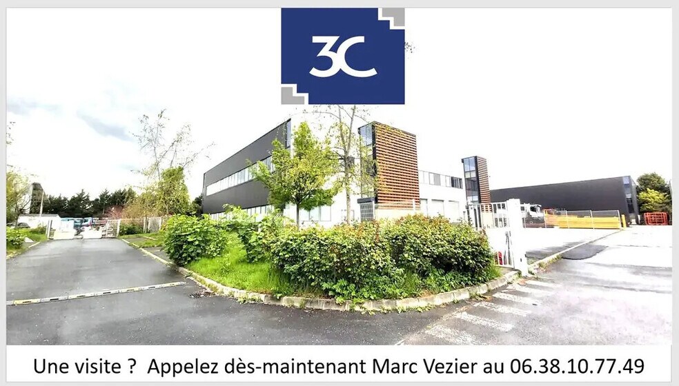 Industriel/Logistique dans Stains à louer - Photo de l’immeuble – Image 1 sur 13