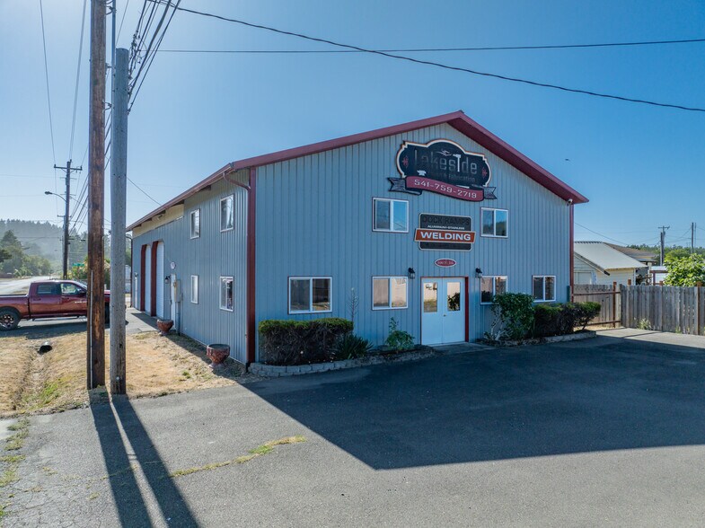 100 N 7th St, Lakeside, OR à vendre - Photo de l’immeuble – Image 2 sur 36