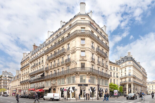 Plus de détails pour 25 Rue Du Louvre, Paris - Local commercial à louer