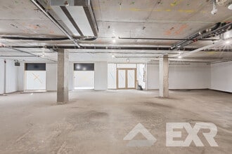 The Carroll, 33-39 4th St, Brooklyn, NY à louer Photo intérieure– Image 2 sur 12