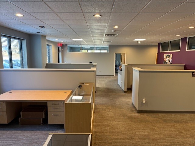 92 Industrial Dr, Troy, VA à louer - Photo intérieure – Image 2 sur 13