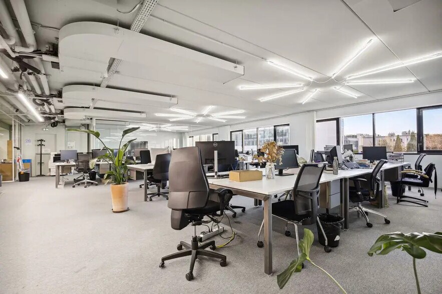 Bureau dans Levallois-Perret à louer - Photo de l’immeuble – Image 2 sur 7